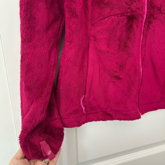 The North Face Women's Pink Fuzzy Soft Teddy Jacket - Picture 3 of 7